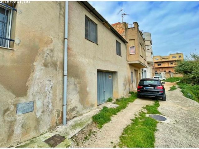 Almacén de 150 m2 en el centro de Campredó Tortosa – Ideal para reformar como vivienda o uso comer
