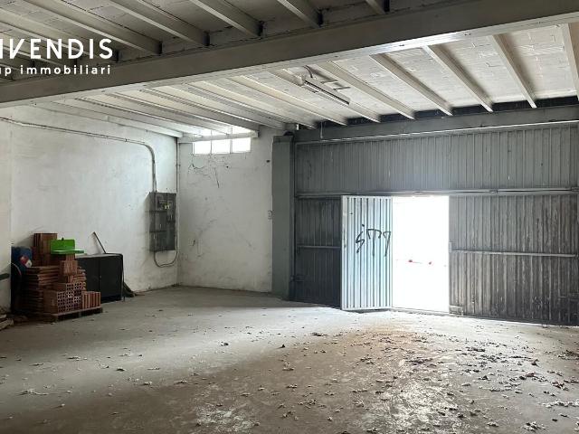 ALMACÉN EN VENTA ZONA CAPPONT