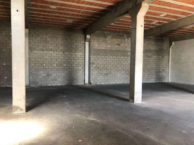 ALMACEN/NAVE DE ALQUILER EN POL. IND. ELS DOLORS DE MANRESA