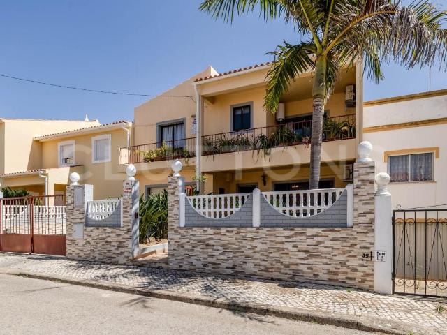Almancil Moradia com 4 Quartos em urbanização tranquila 270m² Almancil