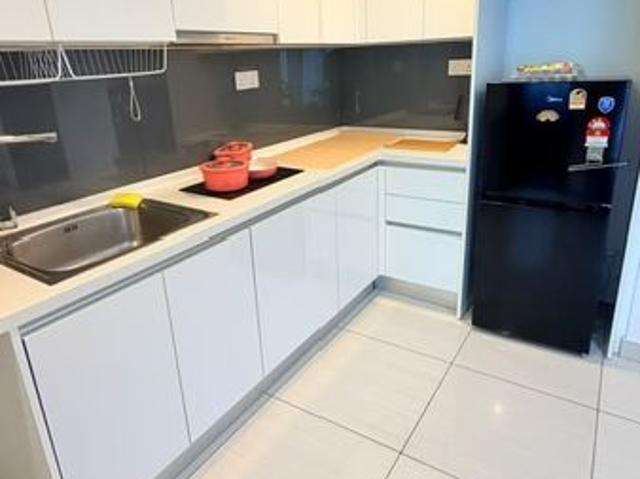 Almas Suites @ Puteri Harbour
