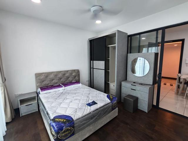 Almas Suites Puteri Harbour High Floor Seaview Below Market