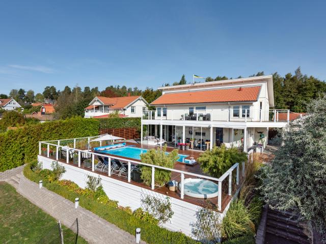 Almedalsvägen 5