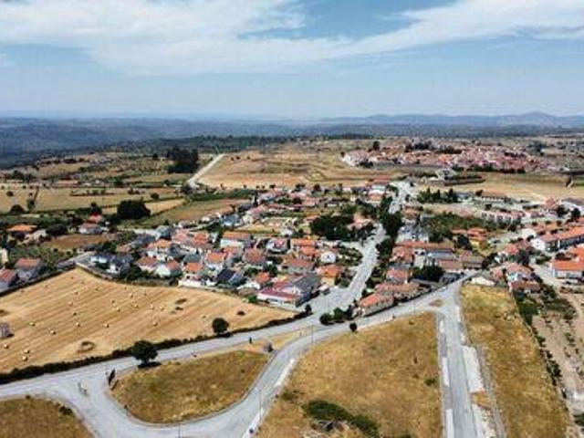 Almeida Guarda 95296086