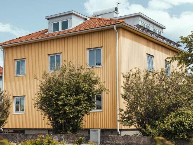 Almers väg 5