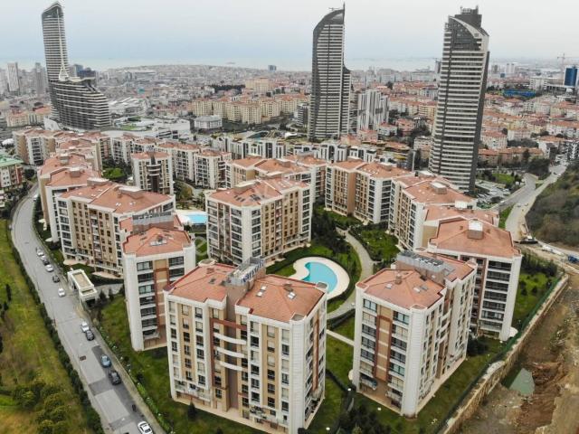 Almondhil 161 M2 Çok İyi Konum Bahçe Katı