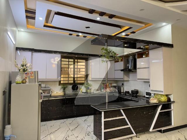 Almost brand new 300 sq yards double story west open 60 feet road available for sale gulistan e jauhar block 3
