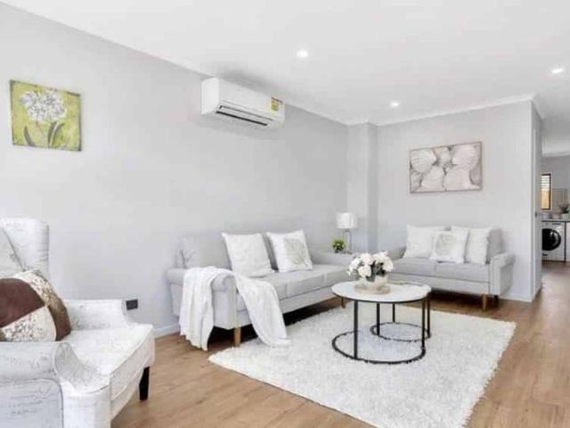 Almost BRAND NEW 4 Bedroom 2.5 Bathroom House for rent in Howick @ $750pw