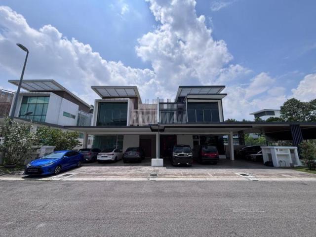 ALMOST FULLY FURNISHED 2 STOREY SEMI D @ EVERGREEN GARDEN RESIDENCE, CYBERJAYA