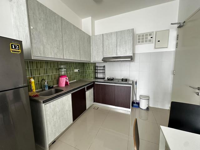 Almost Fully furnished 2r2b unit ready to move in now