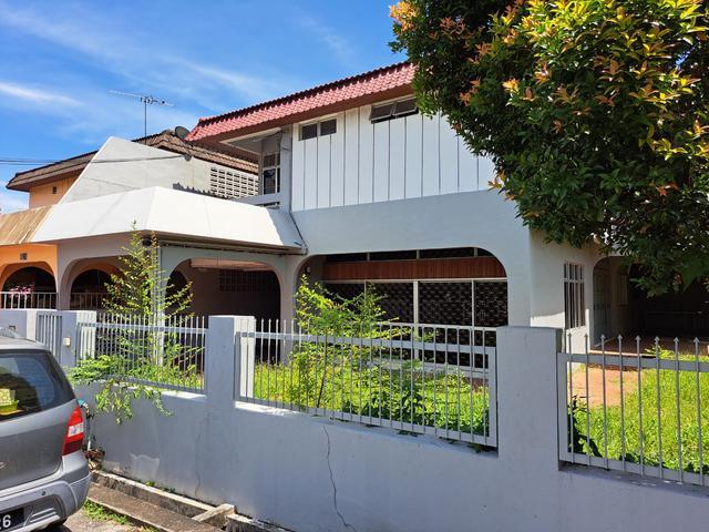 ALOR AKAR 2STOREY SEMI D 5 rooms Furnished