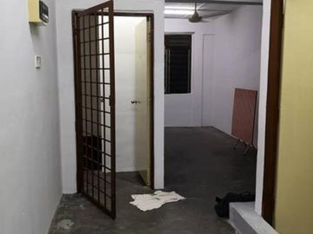 alor gajah sg petai 1st floor town house