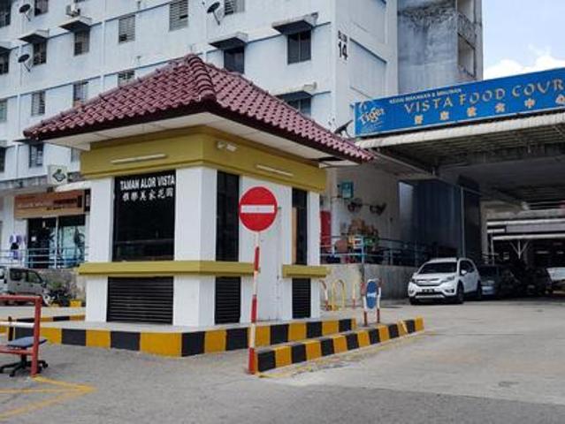 Alor Vista Block 16 2Room Corner Unit High Floor 1 Car Park