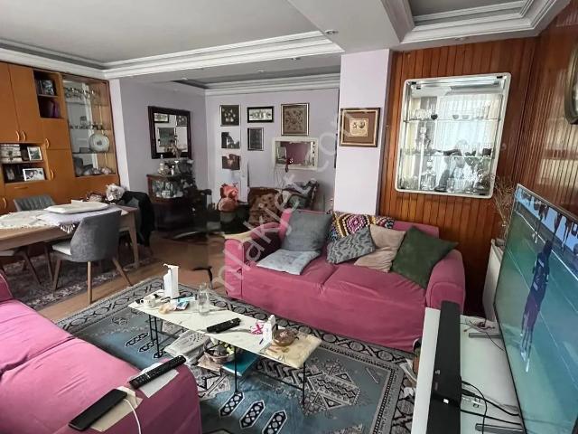 Alaybey Sahile Yakın Geniş Ferah 3+1 Satılık Daire