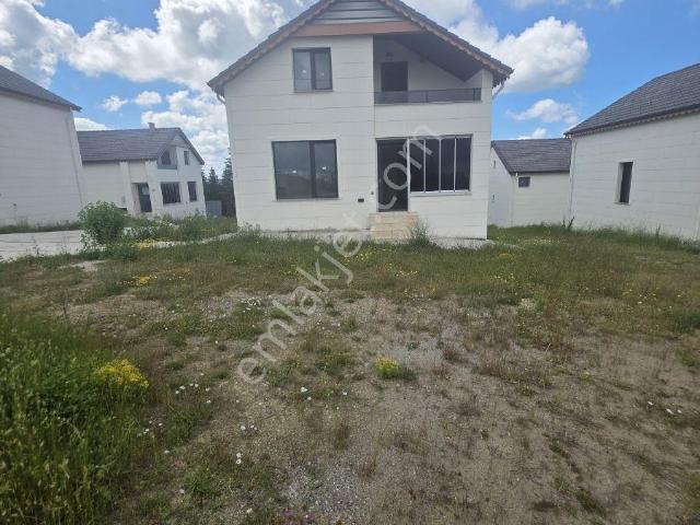 Alaçam Tepe Bölmesi Satılık Villa Acil