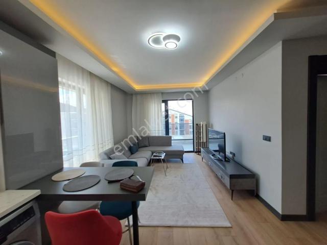 Alaçatı'dan Merkezi Konumda /iskanlı/eşyalı Kiralık