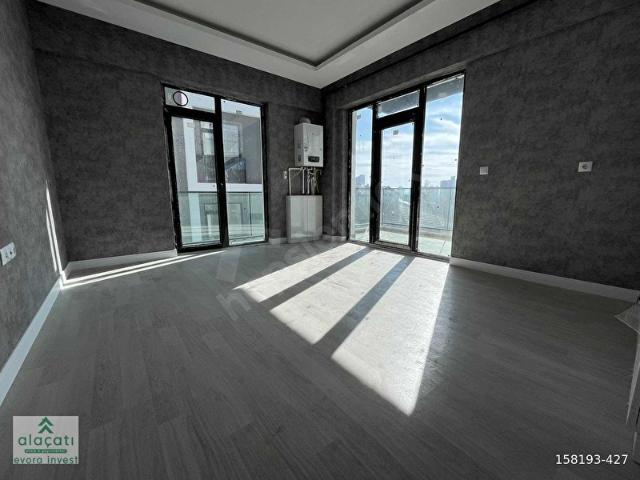 ALAÇATIDAN MERKEZİ KONUMDA KİRALIK 2+1 DÜZ GÜNEY CEPHE DAİRE