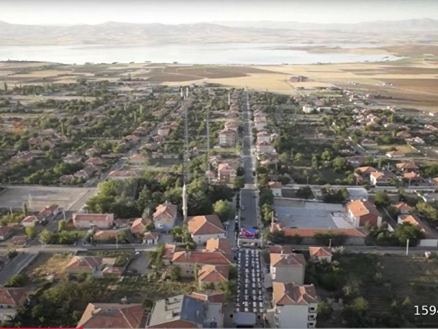 ALAÇATI'DAN EVREN MERKEZDE,YATIRIMLIK TEKKÖK TAPU, OTOYOLA 300M