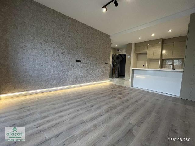 ALAÇATIDAN HARİKA KONUMDA 1+1 SATILIK DAİRE