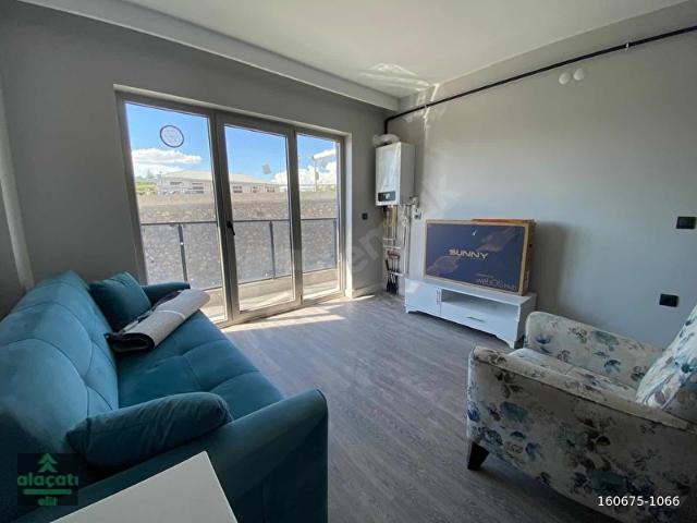 ALAÇATI'DAN KATTA EŞYALI KİRALIK 1+1 DAİRE