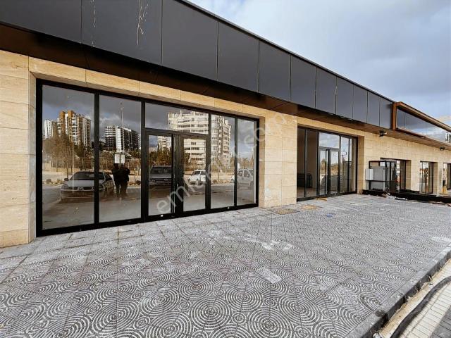 Alacaatlı Da,tabela Değeri Yüksek,350 M2 Kiralık Depolu Dükkan