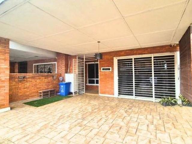 Alam Budiman ENDLOT CulDeSac 2Storey Terrace Seksyen U10 Shah Alam