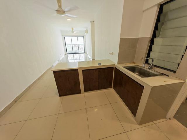Alam Sanjung Apartment Seksyen 22 Shah Alam Semi furnished