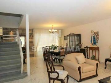 ALAMEDA: CENTRICA PROPIEDAD, REMODELADA CON FINOS ACABADOS