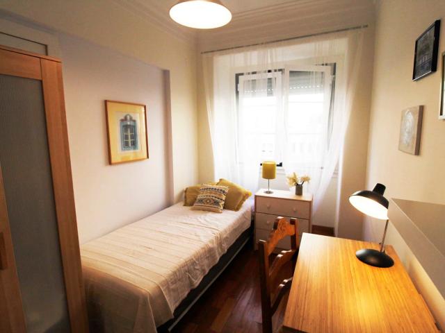 Alameda Room 1