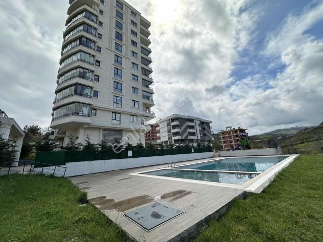 Alan Emlak  Ultra Lüks, Giyinme Odalı,havuzlu 4+1 Daire