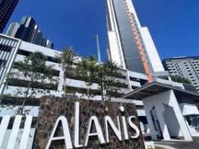 Alanis condominium kota warisan sepang