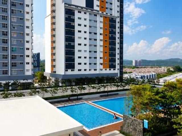 Alanis Residence Pool Open View Bright Clean Layout