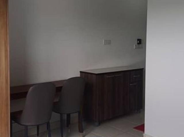 Alanis Residence