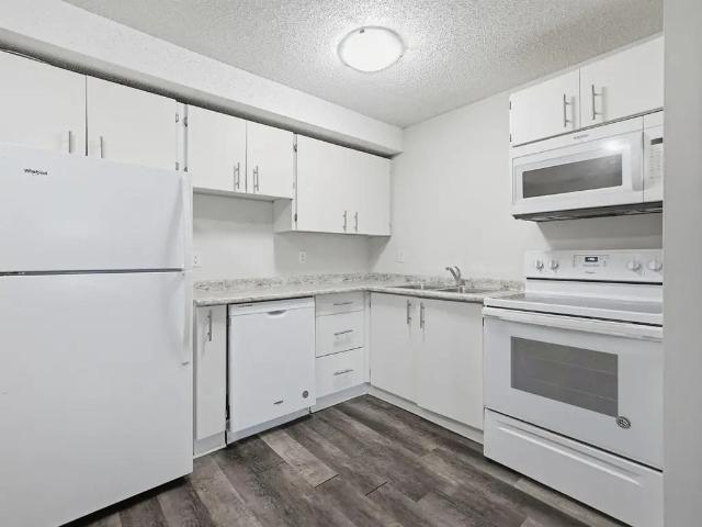 Alan's Place 2 Bedroom Apartment for Rent at 232 Pinehouse Dr, Saskatoon, SK S7K 4X2 Lawson Heights