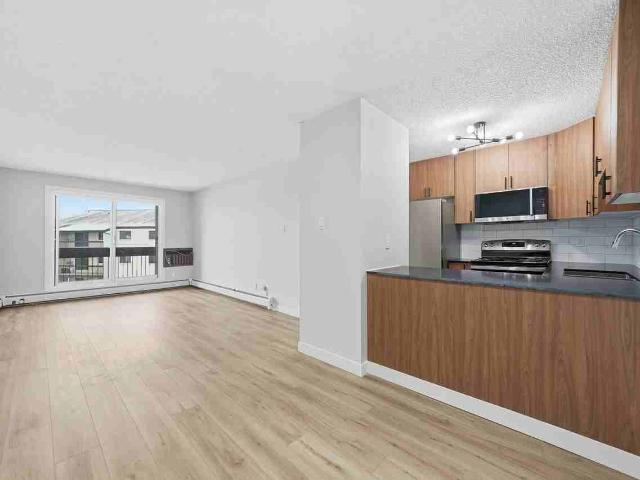 Alan's Place 2 Bedroom Apartment for Rent at 232 Pinehouse Dr, Saskatoon, SK S7K 4X2 Lawson Heights