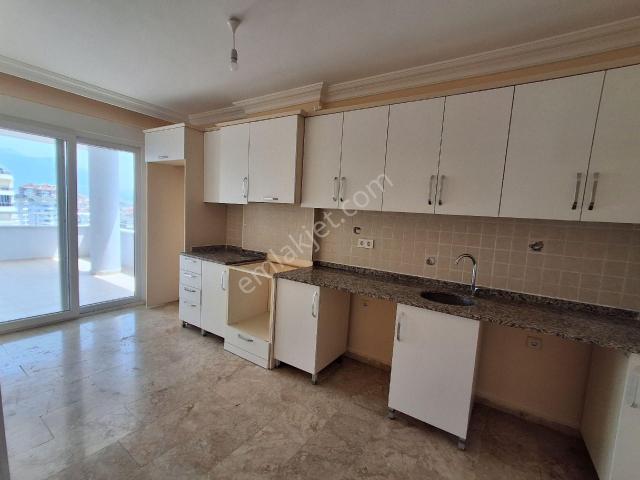 Alanya Cikcilli Mahallesi Site İçi Ayrı Mutfak 2+1