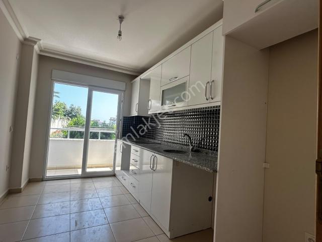 Alanya Cikcillide Havuzlu Ayrı Mutfaklı Geniş 2+1 Kiralık Daire