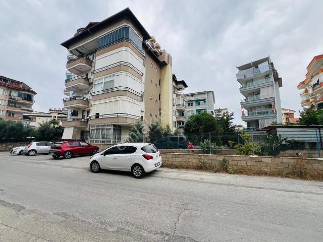 Alanya Cikcllide Yeni Belediyeye 50 Mt Eşyalı Satılık 2+1 Ayrı Mutfak Daire