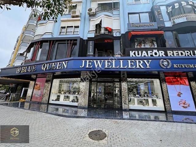 Alanya Ana Cadde Üzeri Devren Kiralık Kuyumcu 450 M²