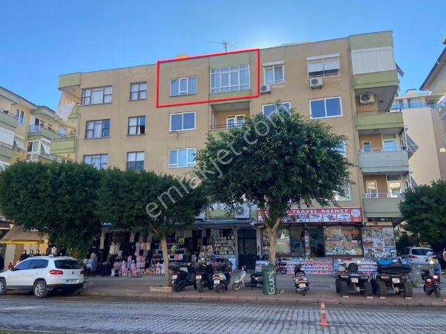 Alanya Atatürk Caddesinde Kiralık 2+1 Daire