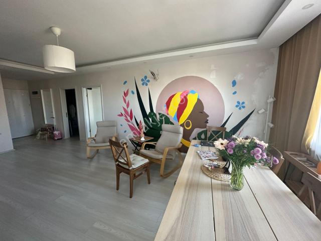 Alanya Avsallar'da Satılık 2+1 Site İçerisinde Mobilyalı Daire