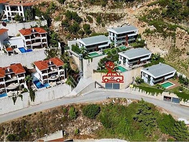 Alanya Bektaşta Ful Deniz Manzaralı 4+1 Yeni Villa