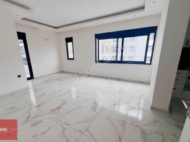 Alanya Güllerpınarı 2+1 70 M2 Full Aktiviteli Denize 600 Metreee