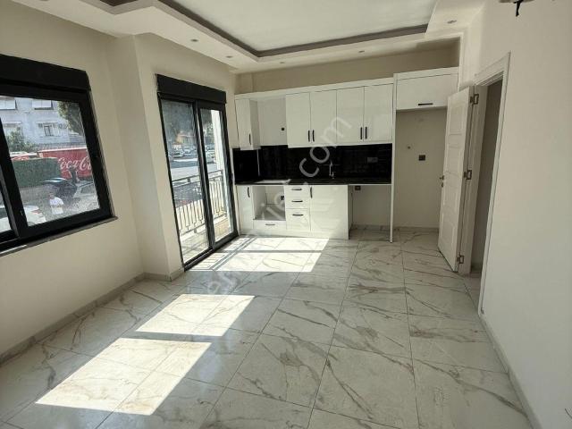 Alanya Güllerpınarı Mahallesi Yeni Bina Kiralık 2