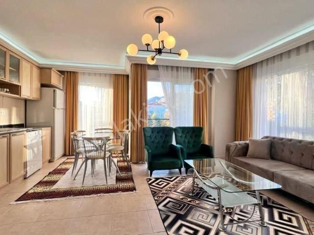 Alanya Güllerpinarında Site İçerisinde 2+1 Eşyalı Satılık Daire