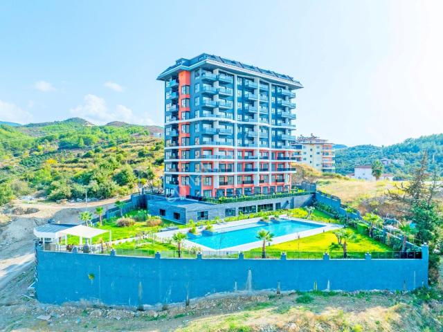 Alanya Demirtaş'ta Deniz Manzaralı Full Aktiviteli Sitede 1+1 Satılık Daire