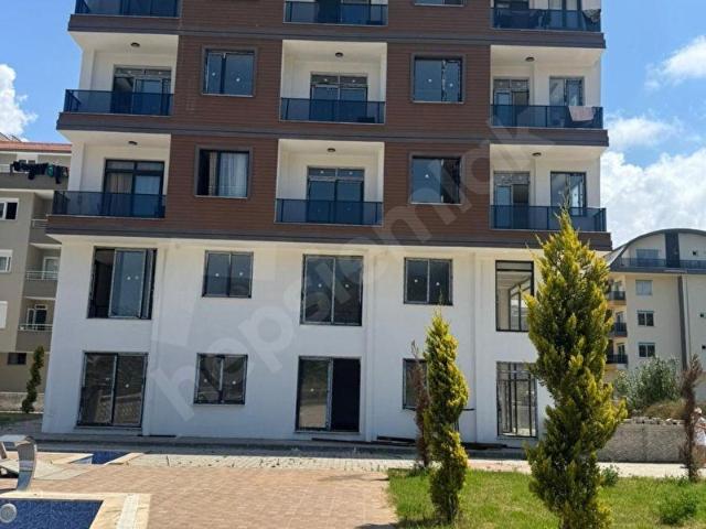 Alanya Demirtaş ta satılık 1+1 uygun fiyatlı fırsat daire. !