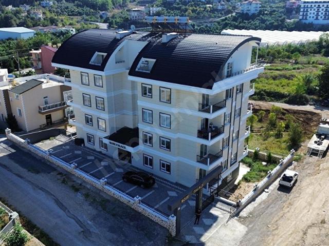 Alanya Demirtaş'ta Site İçerisinde 1+1 Boş Daire