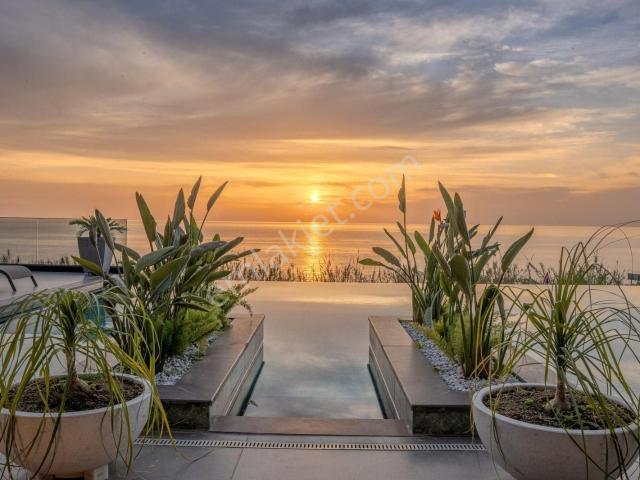 Alanya Kargıcak'ta Eşsiz Deniz Ve Kale Manzaralı Lüks Tasarım 2+1 Daire