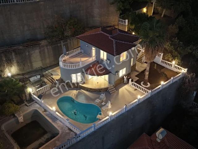 Alanya Kargıcak 3+1 440 M2 Eşyalı Deniz Manzaralı Müstakil Villa